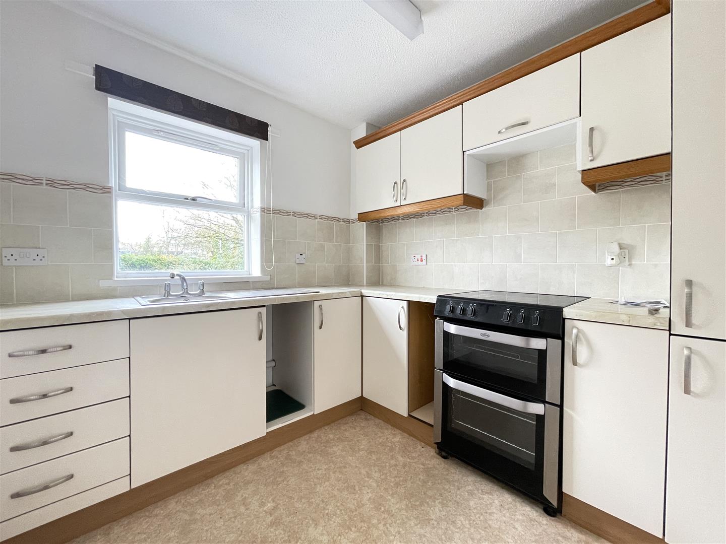 2 bed property in Enys Quay, Truro